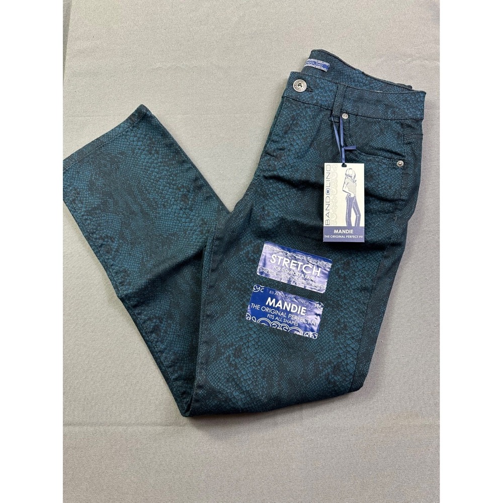 NWT Bandolino Mandie Women's Jean Stretch Classic Fit Python print SZ 8 P Blue